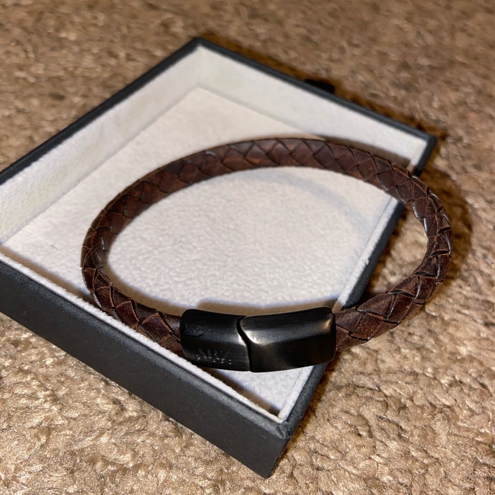 Men’s leather bracelet